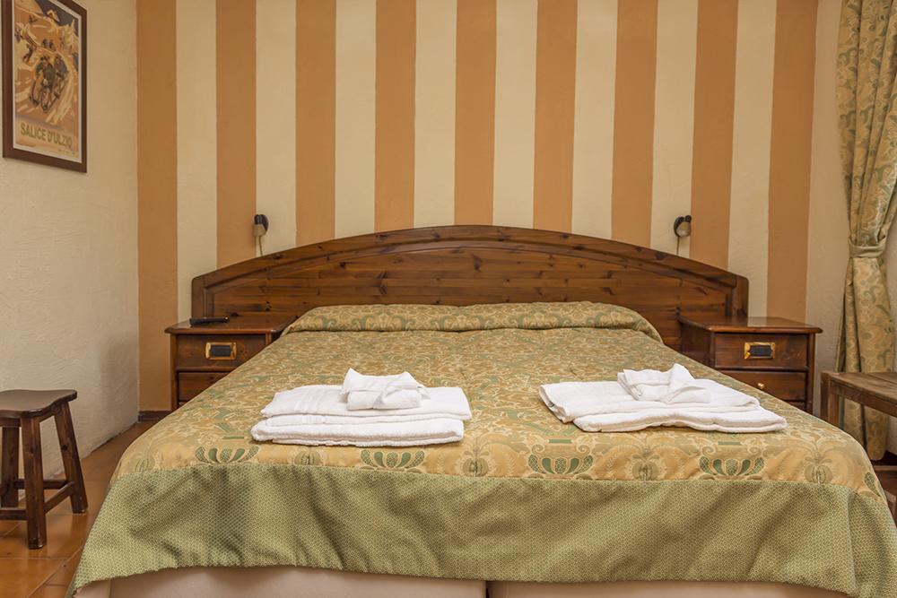 Hotel La Fontaine Oulx Extérieur photo